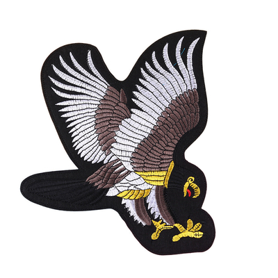 Le cycliste brodé raccorde le fer fait sur commande sur la correction pour des vestes Logo Patches For Clothing fantastique